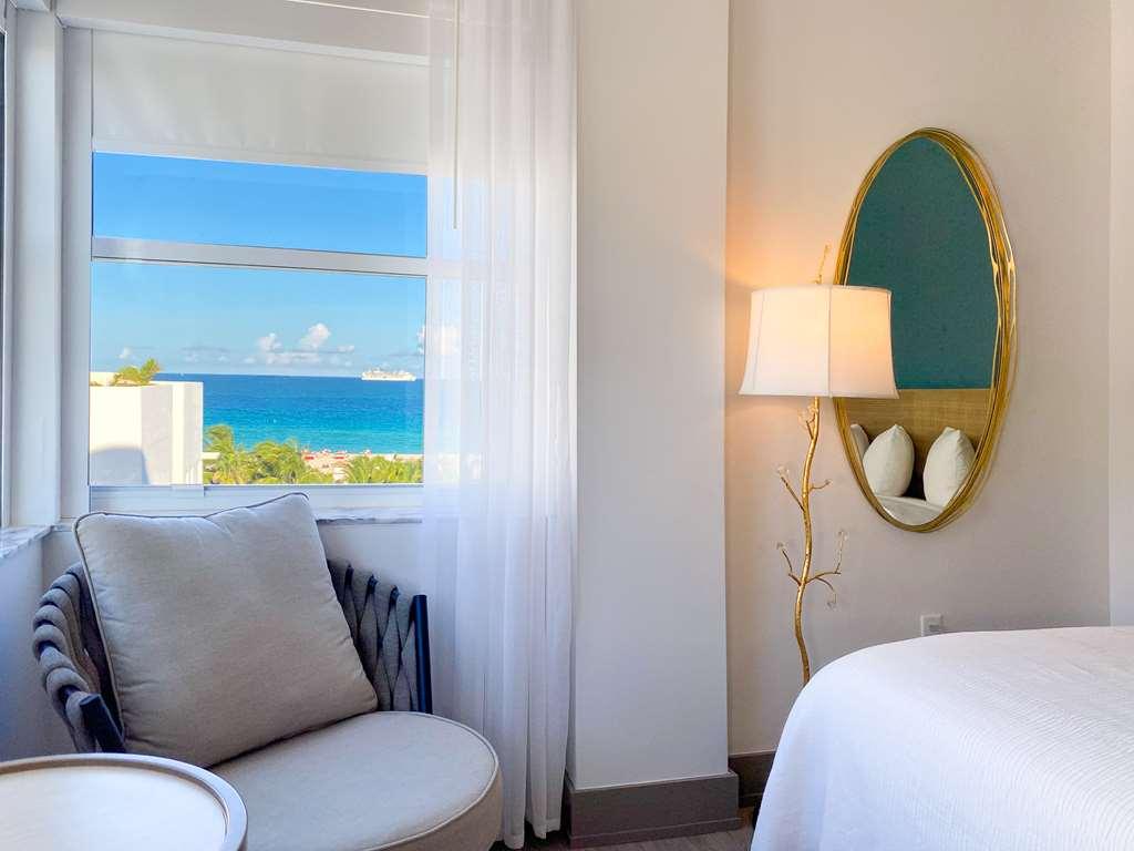 Marseilles Beachfront Hotel Miami Beach Room photo